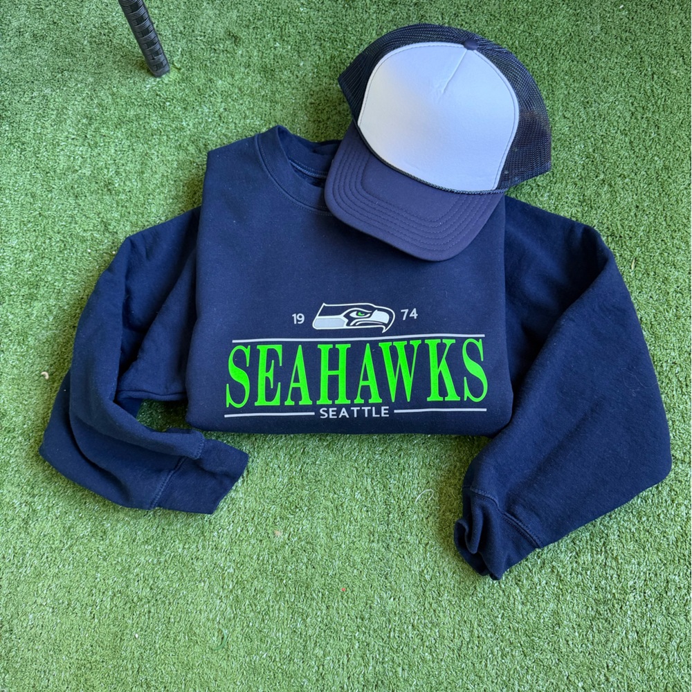 Seattle Seahawks Navy Crewneck, NFL - Picture 3 of 4
